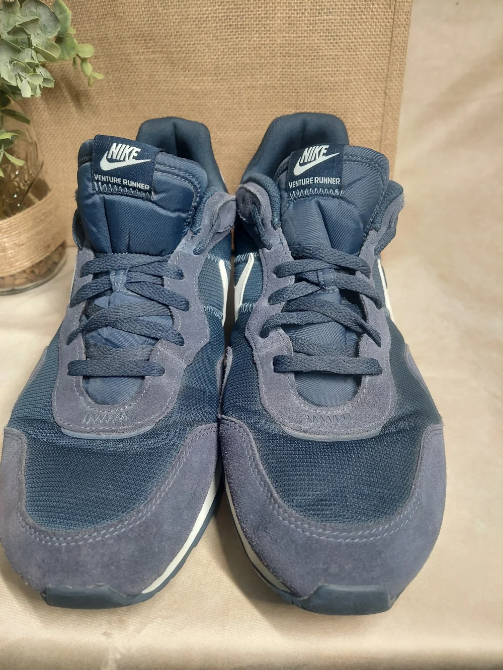 Nike Venture Runner Midnight Navy Blue White Swoosh Men's Size 15 Sneakers